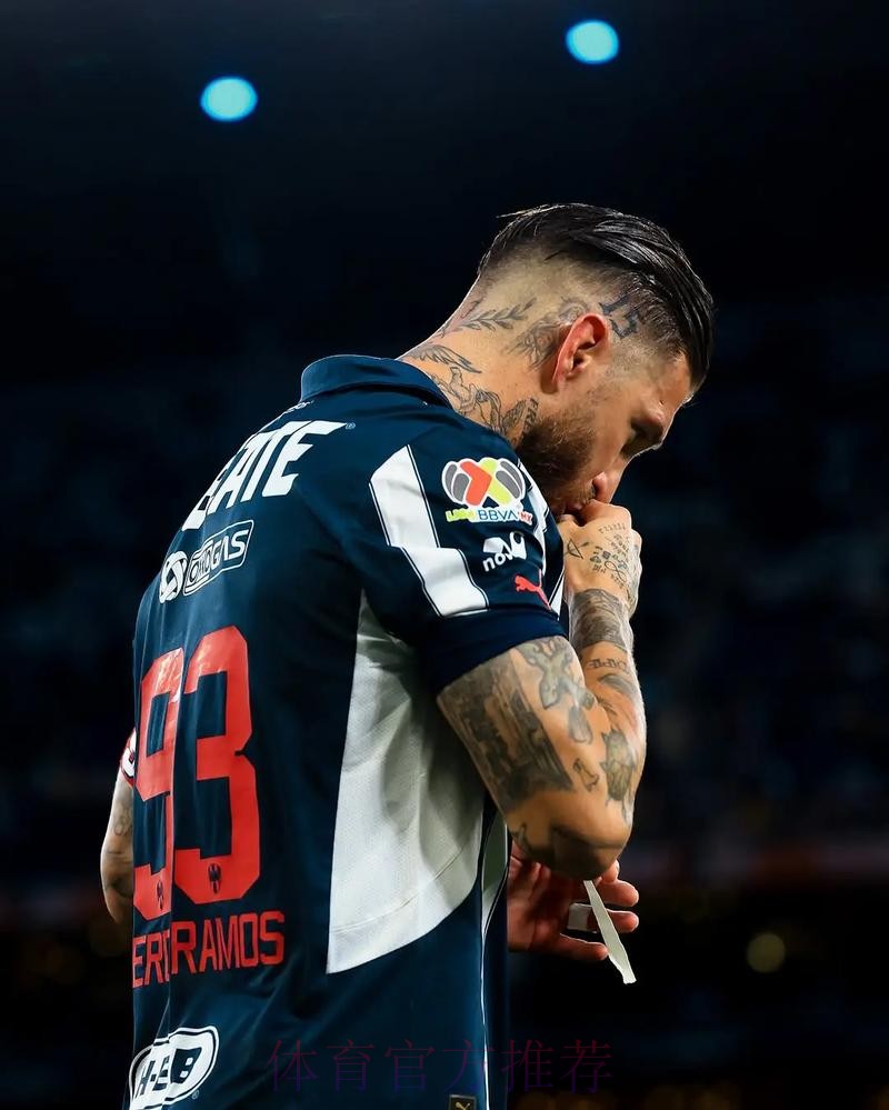 拉莫斯更新社媒:为一场特殊的比赛做准备 加油! 拉莫斯更新社媒:为一场特殊的比赛做准备 加油!